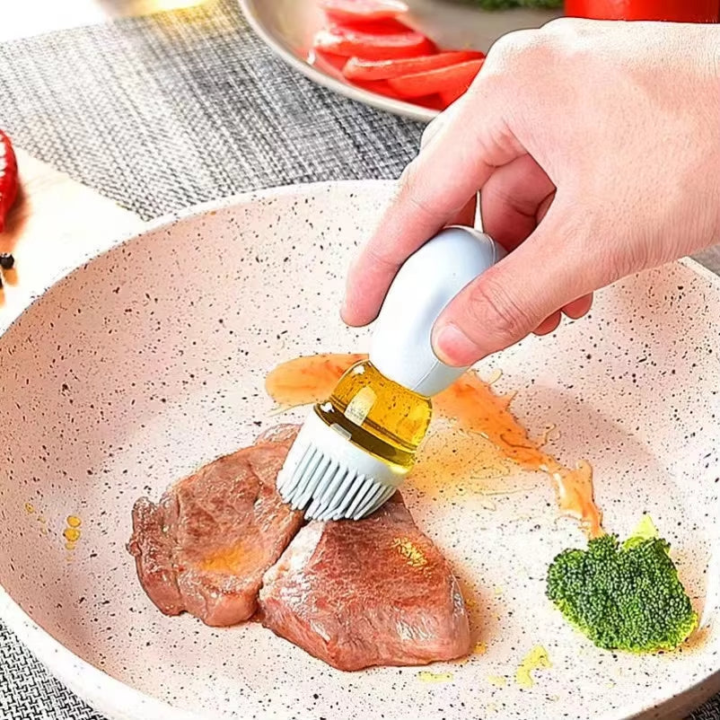 Oil Dispenser Bottle with Silicone Brush – Multi-Functional Kitchen Tool