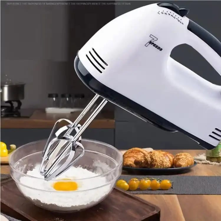 7 Speed Electric Hand Mixer with Chrome Beaters & Dough Hooks