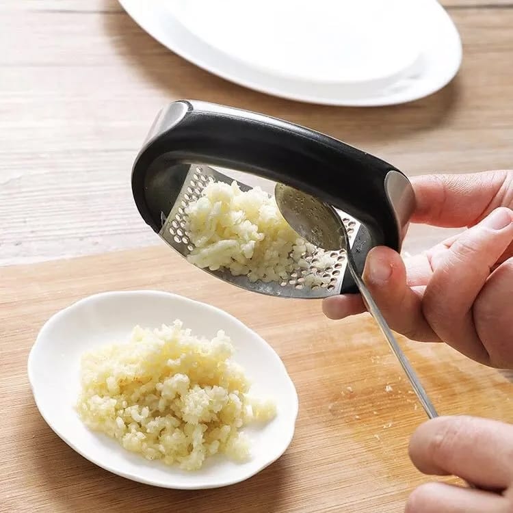 Garlic Crusher – Stainless Steel Press Tool