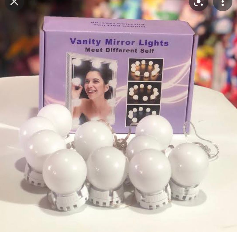 Vanity Mirror Light – LED Makeup Lamp