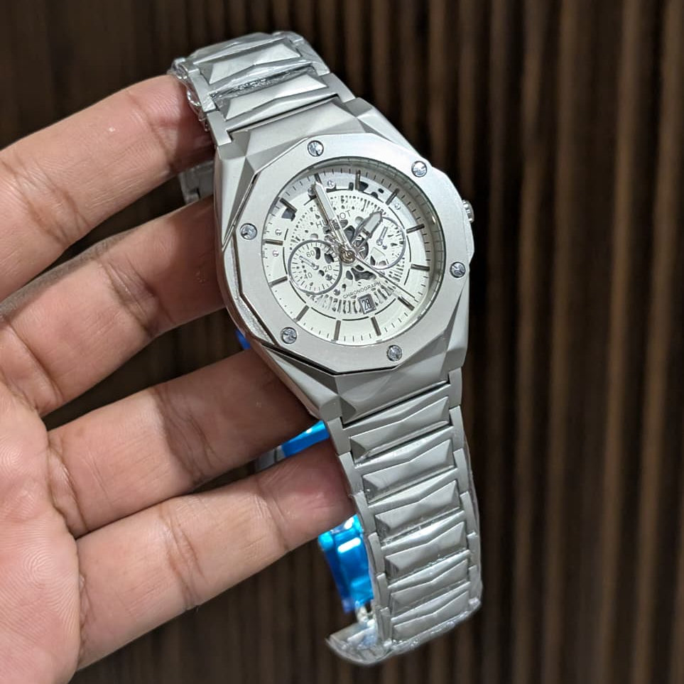 Premium Silver Chronograph-Style Men’s Watch | Stainless Steel Bracelet