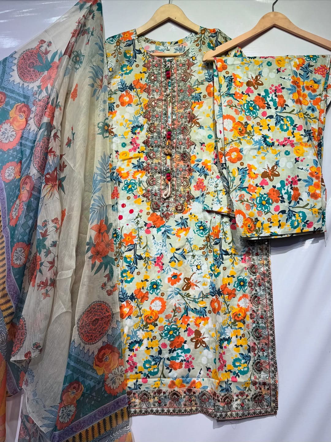 Vibrant Floral Susi Lawn 3-Piece Suit for Women – Summer Collection