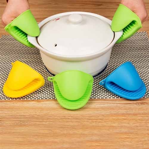 Silicone Pot Holder Pair – Heat Resistant Kitchen Gloves